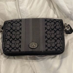 Small Coach crossbody